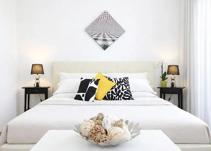 Апартаменты Luxury For 10 Vaticano S'peter Basilica Aircond Netflix - Sky Wifi Рим
