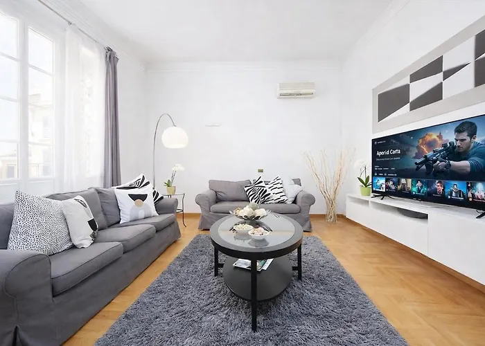 Апартаменты Luxury For 10 Vaticano S'peter Basilica Aircond Netflix - Sky Wifi *